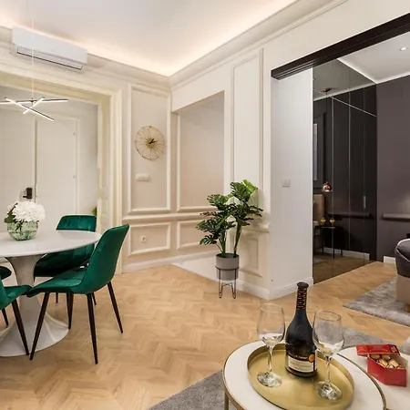 Luxury Number 1 Apartments Rijeka Exterior photo