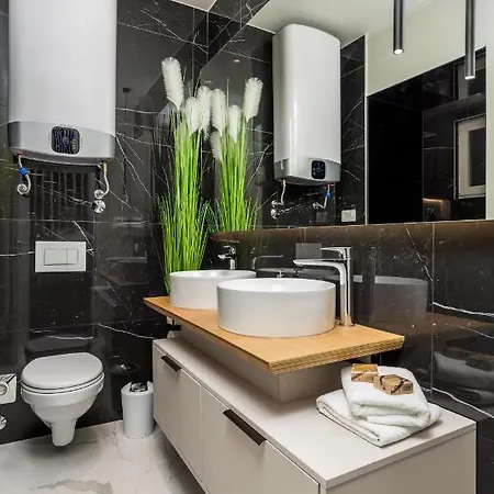 Luxury Number 1 Apartments Rijeka Exterior photo