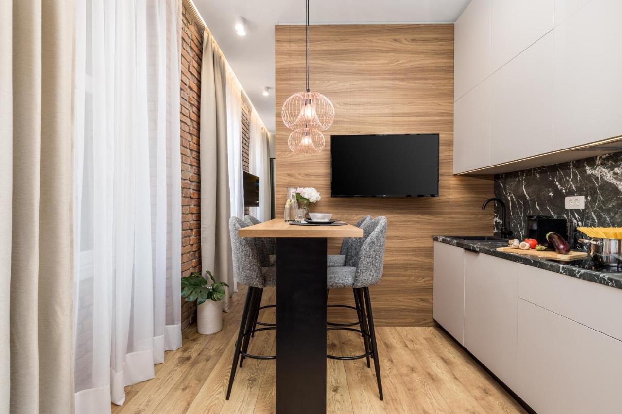 Luxury Number 1 Apartment