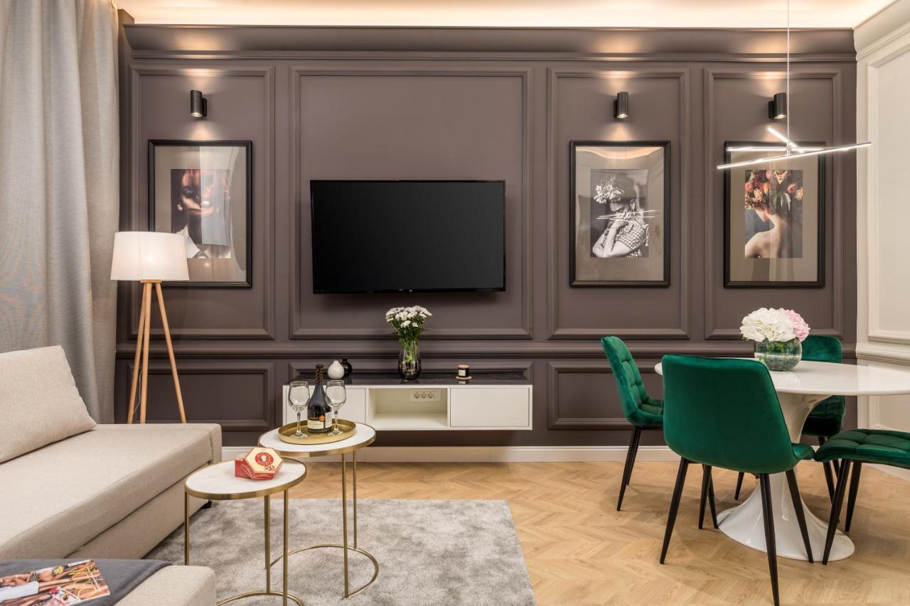Luxury Number 1 Apartment