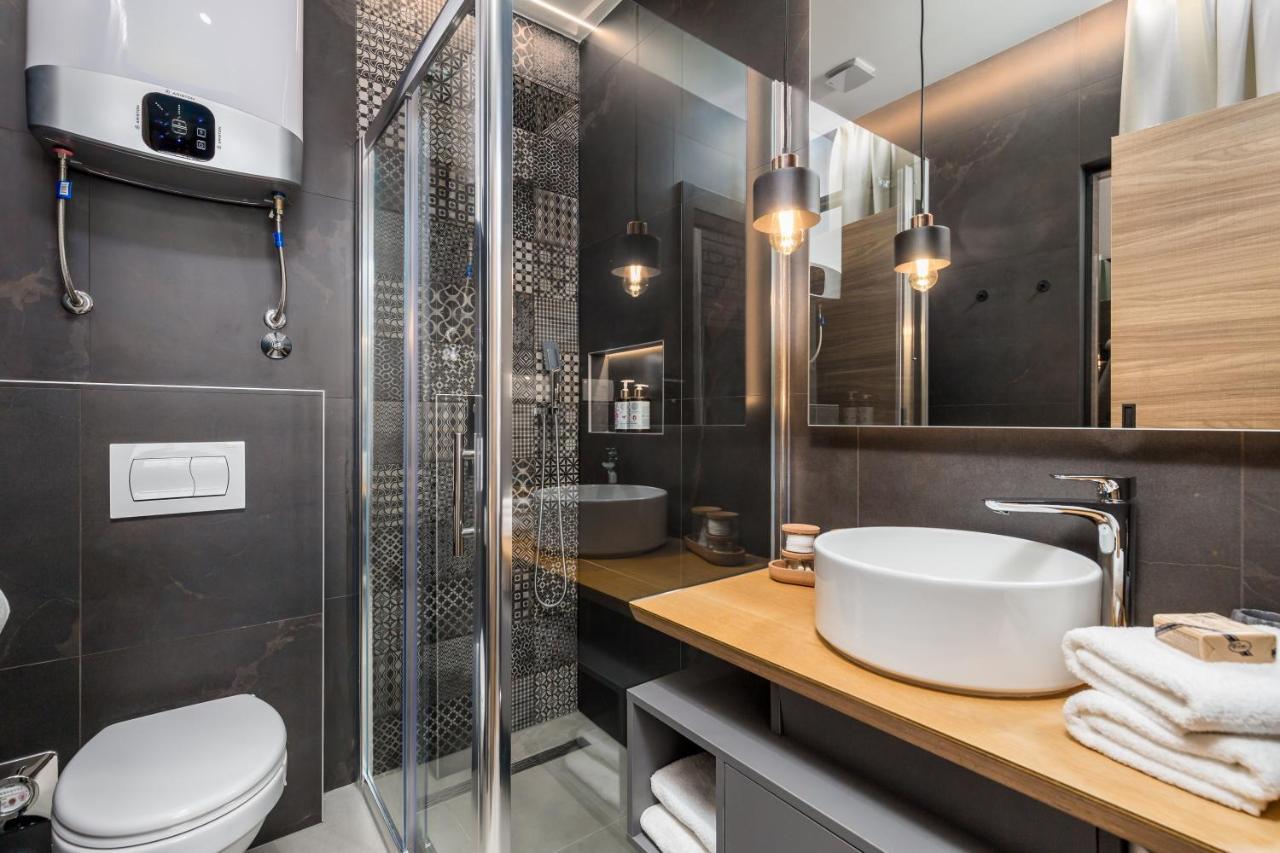 Luxury Number 1 Apartment